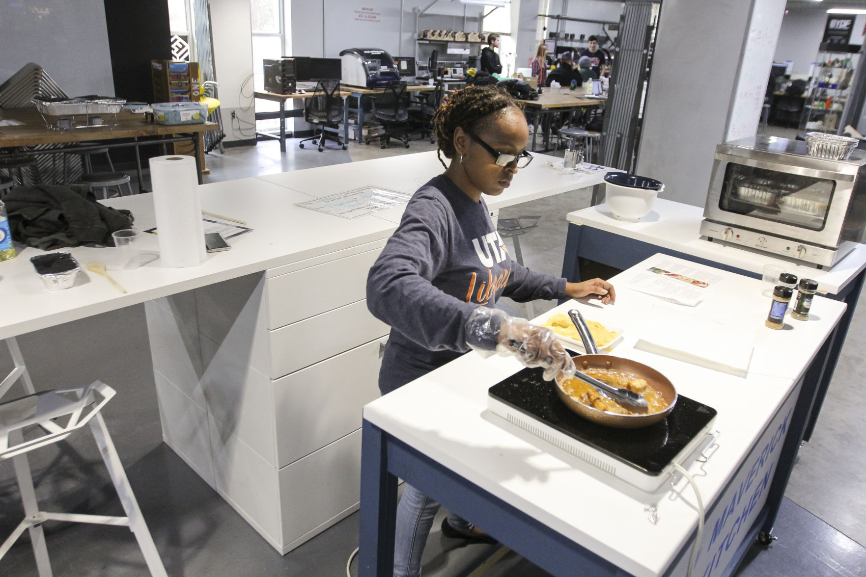 Maverick Kitchen explores history of soul food with Southern Culture Eats event